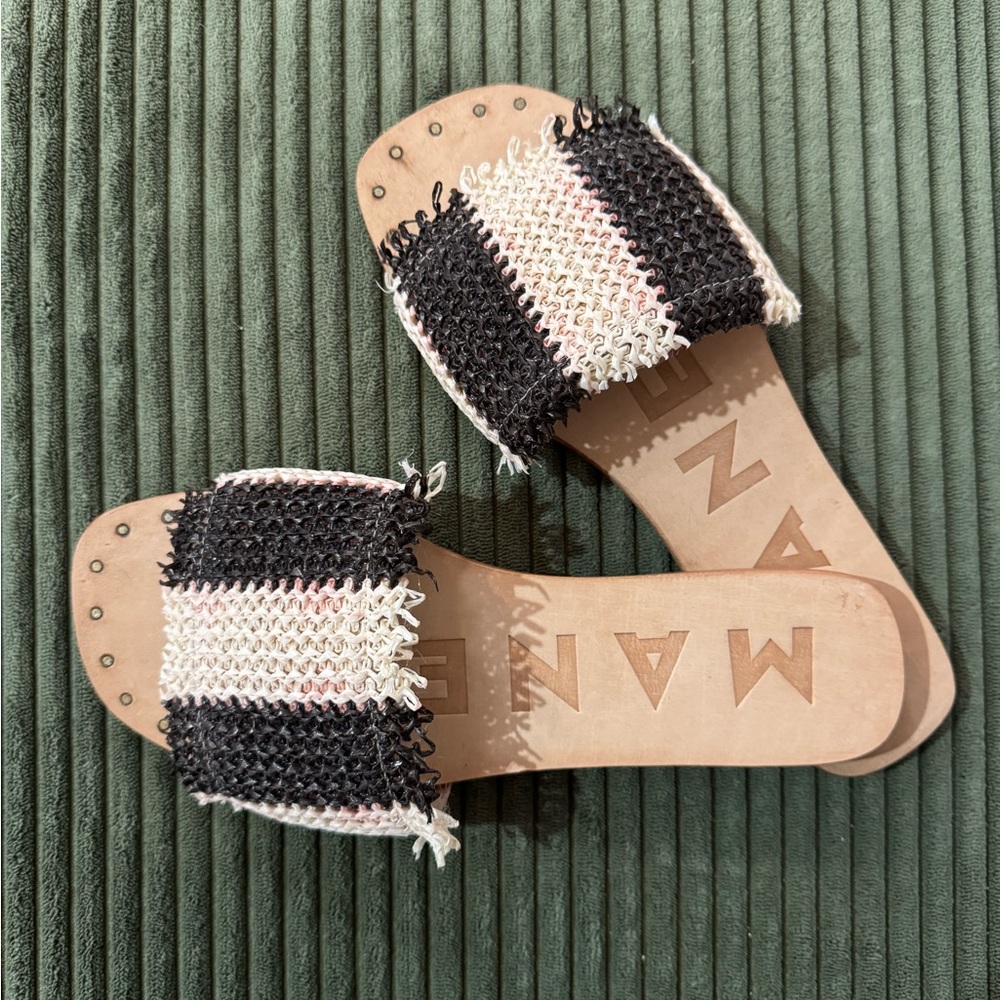 Women’s raffia slides (size us 5)